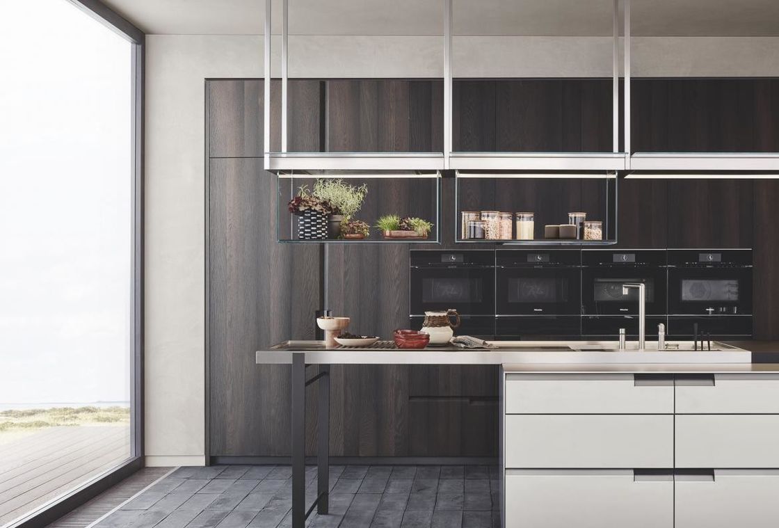 Gepersonaliseerde keukenkastjes van fineerkleur voor moderne en duurzame villa / appartement