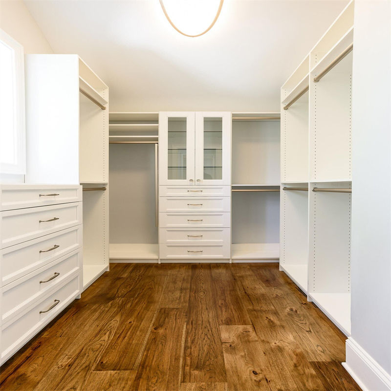 Open stijl Custom ingebouwde kast De perfecte opslagoplossing voor uw slaapkamer