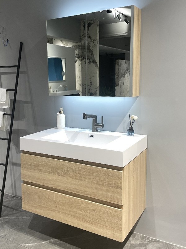 Hoogwaardige waterdichte badkamer vanity met wastafel en deur afwerking in PVC / lak