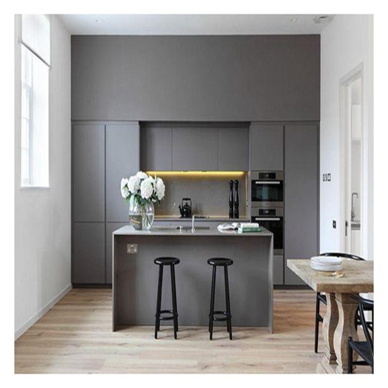 CAD/3D Vrije lichtgrijze matte lak Massieve houten keukenkastjes met midden-eiland