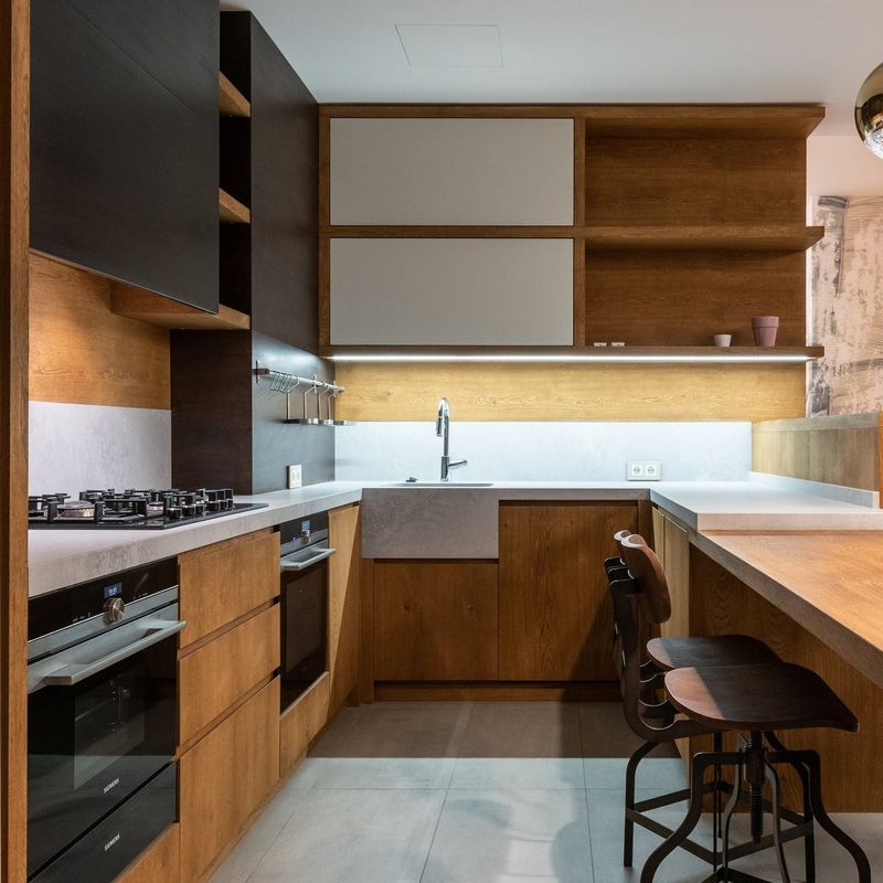 Keukenkasten Design Modulair Massivhout Mdf Vernis Lak Afwerking Walnoot Hout Kleur