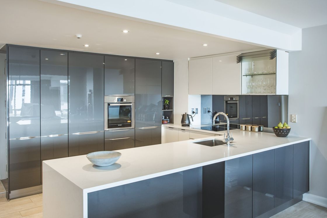 YALIG Shaker Blauwe modulaire keukenkastjes op maat Verniskleur klaar voor montage