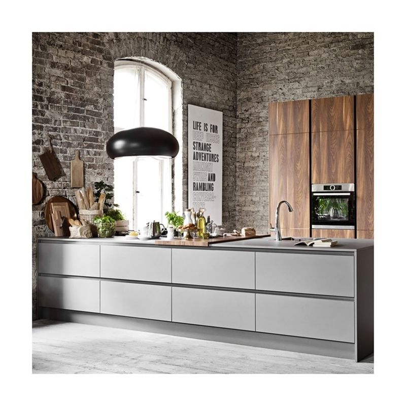 Blum Handleless lichtgrijze matte opslagkasten voor modern keukenmeubilair ontwerp
