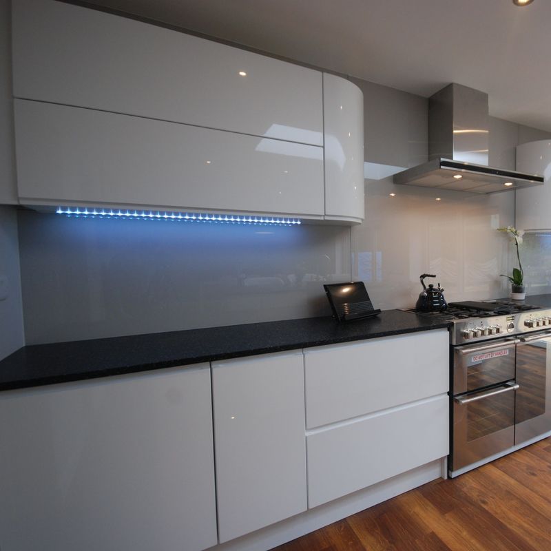 Flat Edge Countertop Edge YALIG Maleisië Pvc Moderne Keukenkast voor Dish Duurzaam
