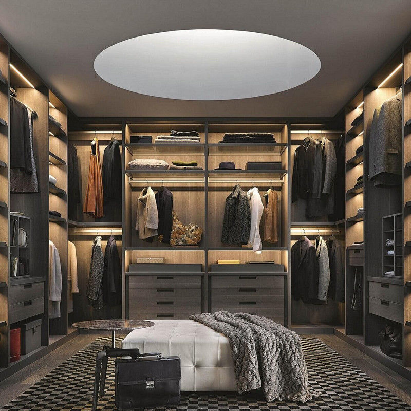Europese stijl Walk-in slaapkamer kast met modern ontwerp en hedendaagse stijl
