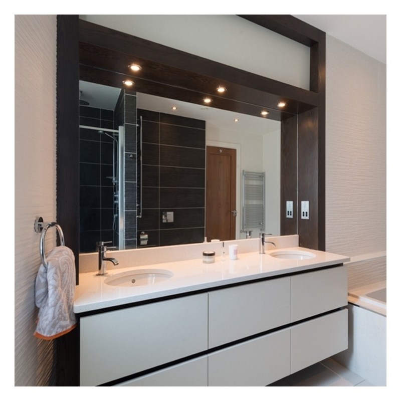 Aangepaste kleuren hoge glans acryl badkamerkas met dubbele gootsteen en wandmontage