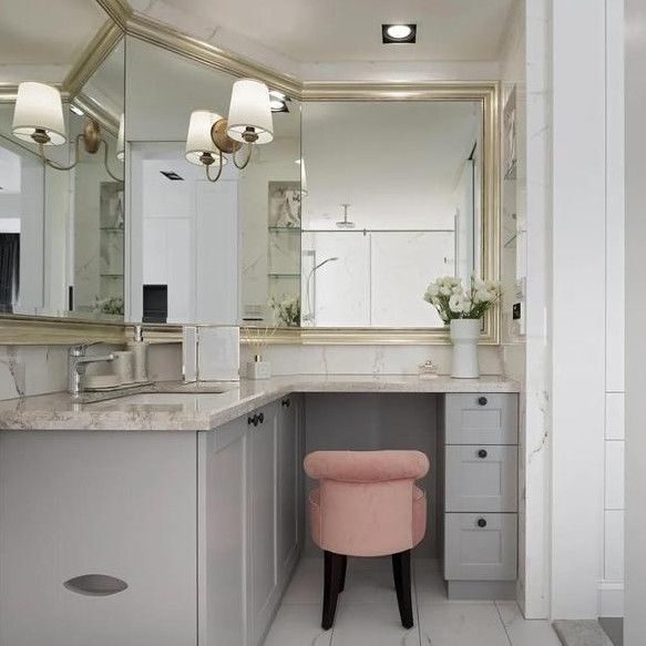 Moderne Nordic Corner badkamerkasten met LED-lichtspiegel en Vanity Combo