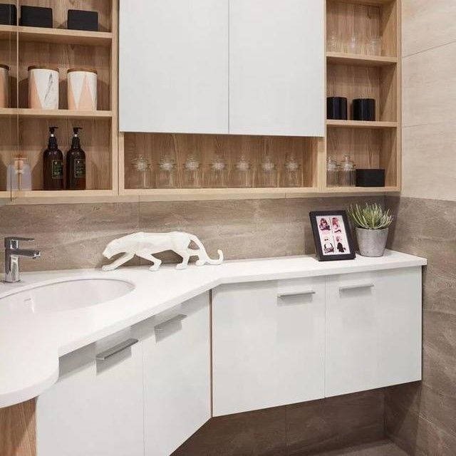 Moderne Nordic Corner badkamerkasten met LED-lichtspiegel en Vanity Combo