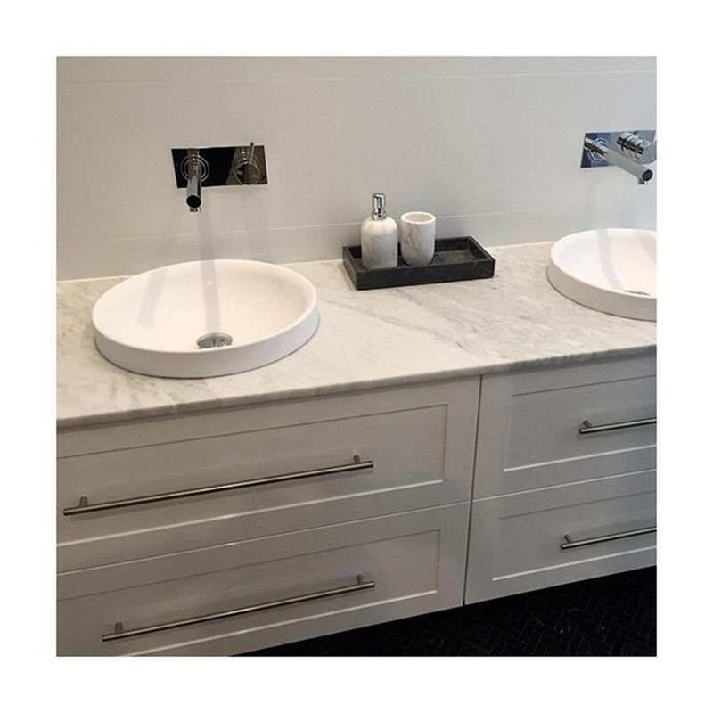 Gepersonaliseerde ontwerpen 42 inch White Shaker Badkamer Vanity LED Spiegel en Kas Combo
