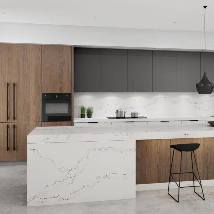 Gepersonaliseerde veneer kleur donkere pantry eenheid Keukenkasten met binnen accessoires