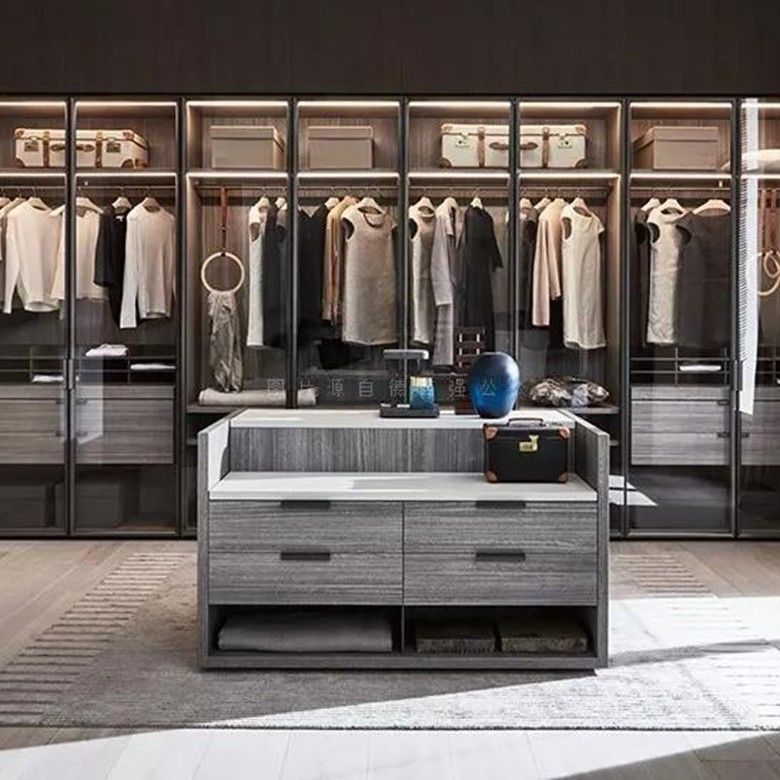 YALIG 2D / 3D Custom Made Italiaanse stijl Modern slaapkamer garderobe ontwerp voor appartement