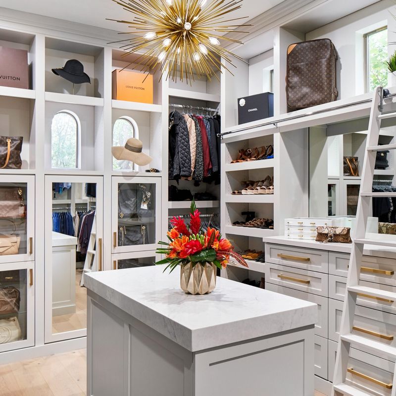 Bedkamermeubilair Moderne kleine L-vorm Walk in Closet Garderobe voor slaapkameroplossing